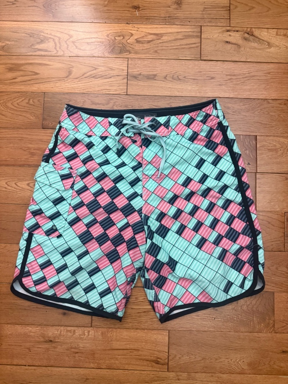 Nike Pro 6.0 Scout Laces Mint/Pink Board Shorts